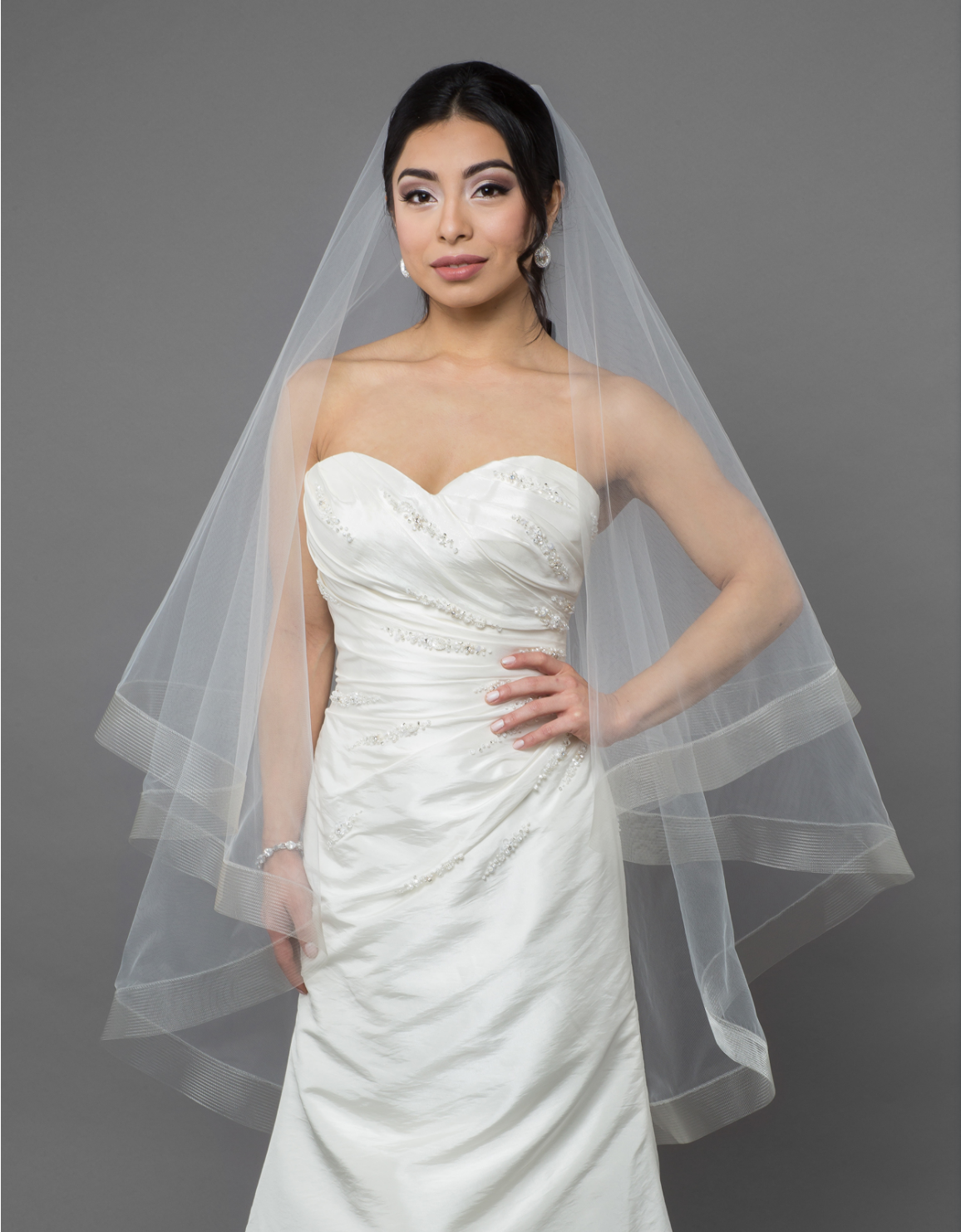 How To Pick The Right Veil For Your Dress - Laura Jayne Accessories