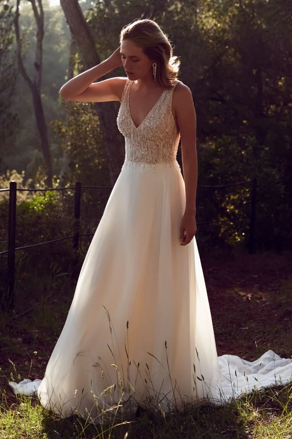 JUSTIN ALEXANDER 88003 Size 10 Ivory/Nude