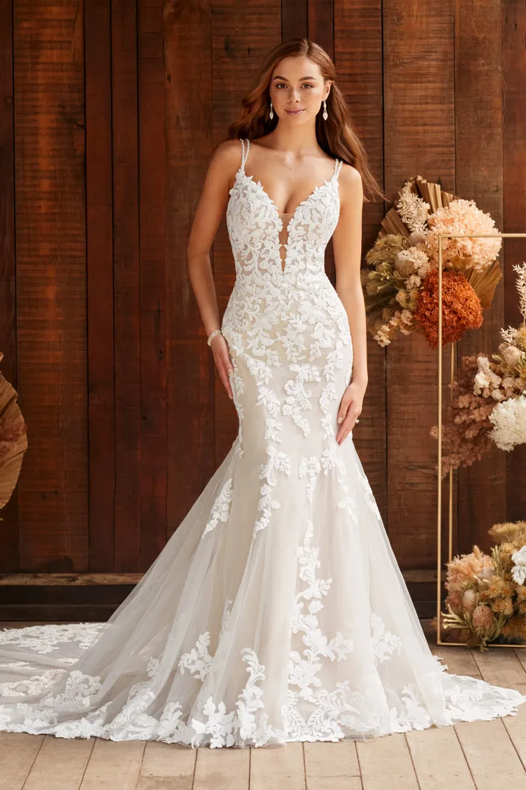 SOPHIA TOLLI Y22264 Size 8 Ivory