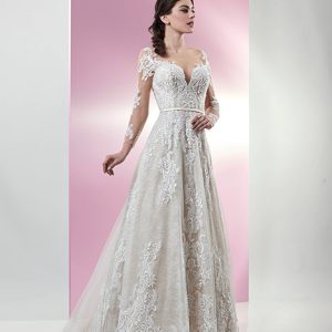 Venus VE8796N size 18 Ivory/Ivory/Ivory